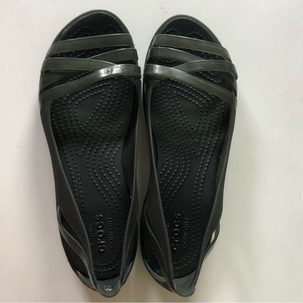 CROCS Strappy Flats open toe Size 4 Women’s
